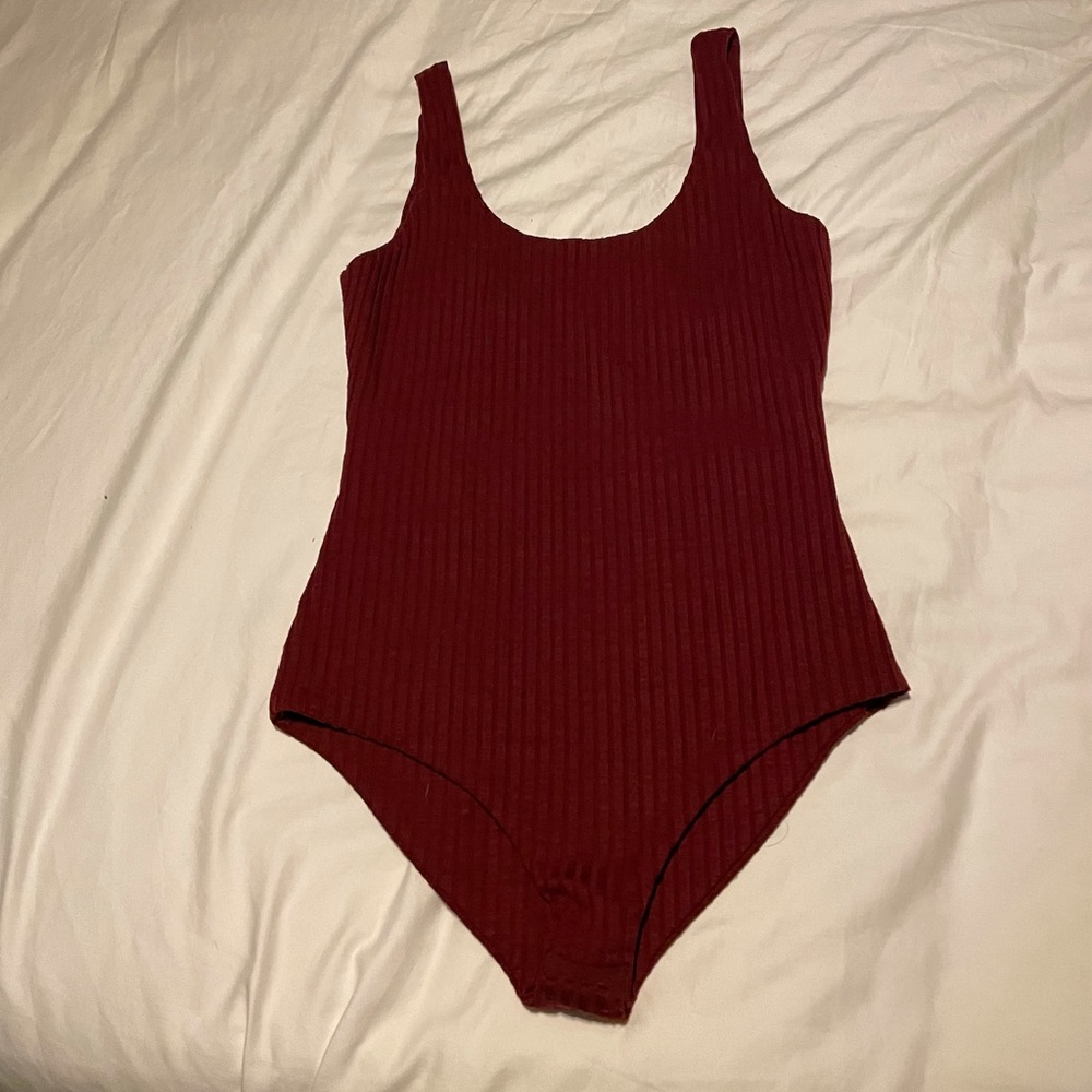 House of Harlow 1960 Maroon Bodysuit